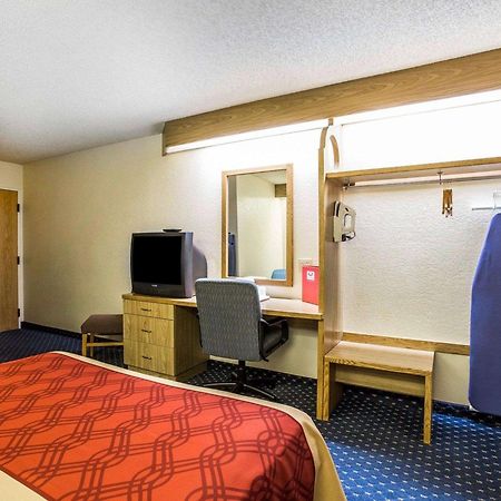 Econo Lodge Denver International Airport Аврора Экстерьер фото
