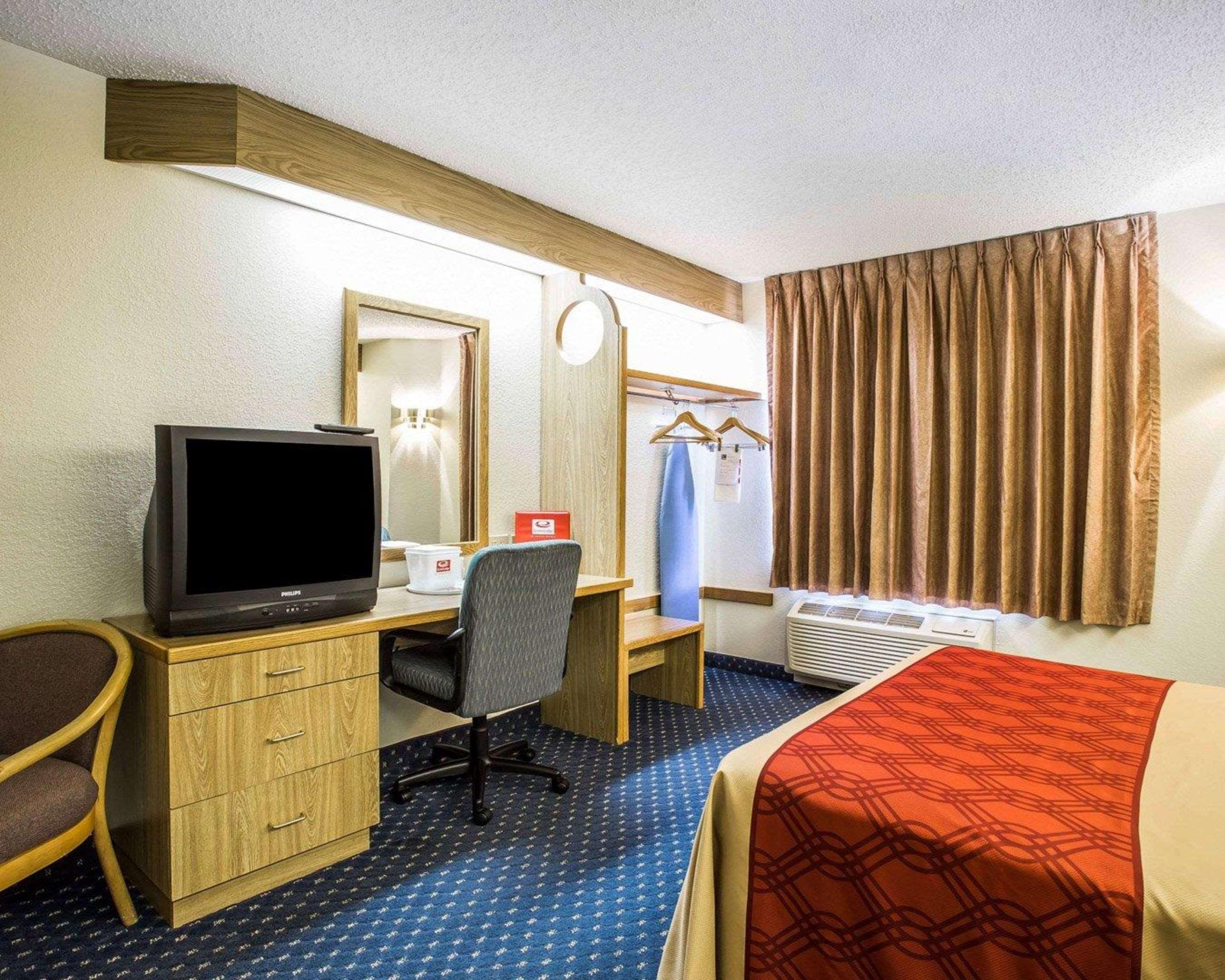 Econo Lodge Denver International Airport Аврора Экстерьер фото
