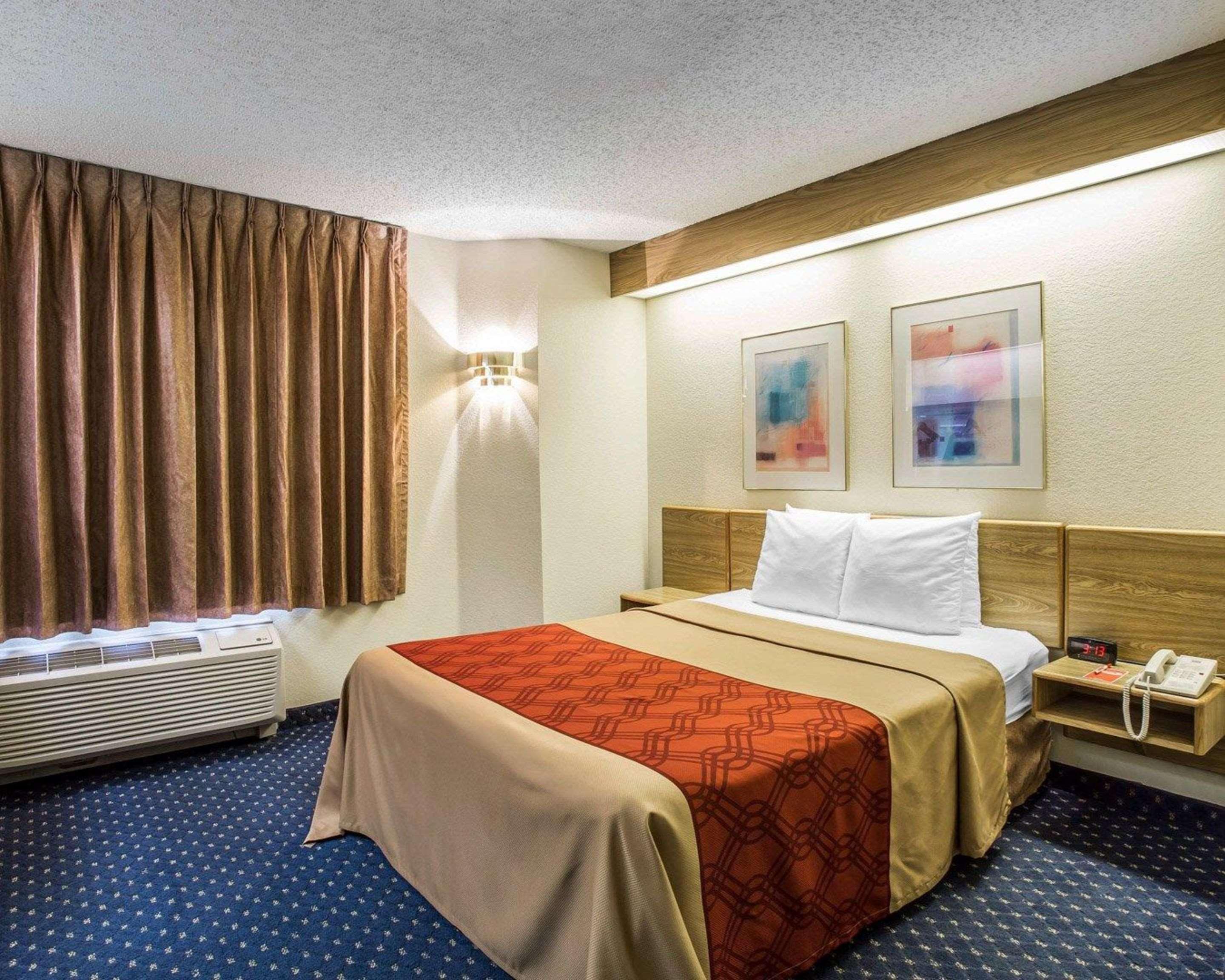 Econo Lodge Denver International Airport Аврора Экстерьер фото