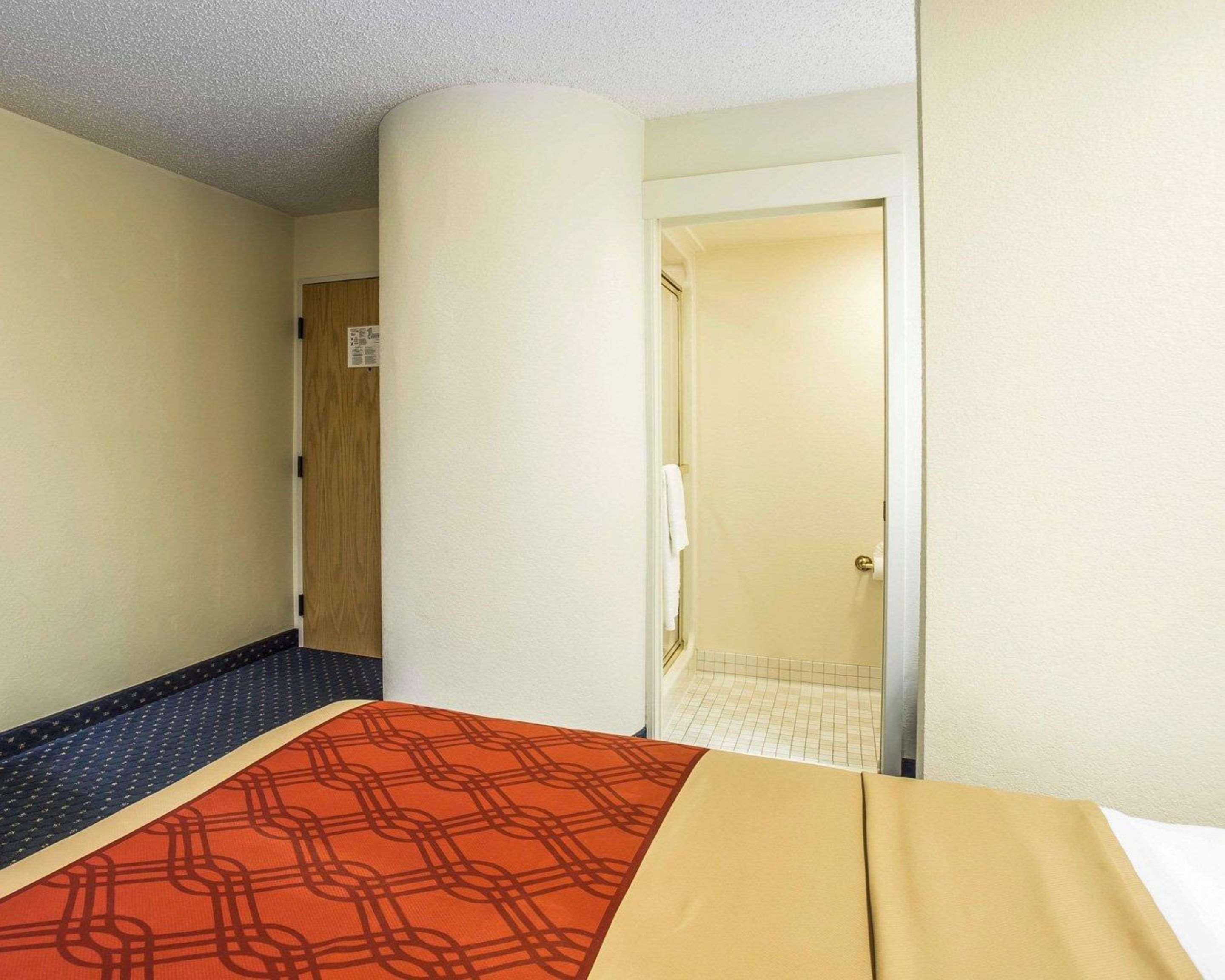 Econo Lodge Denver International Airport Аврора Экстерьер фото