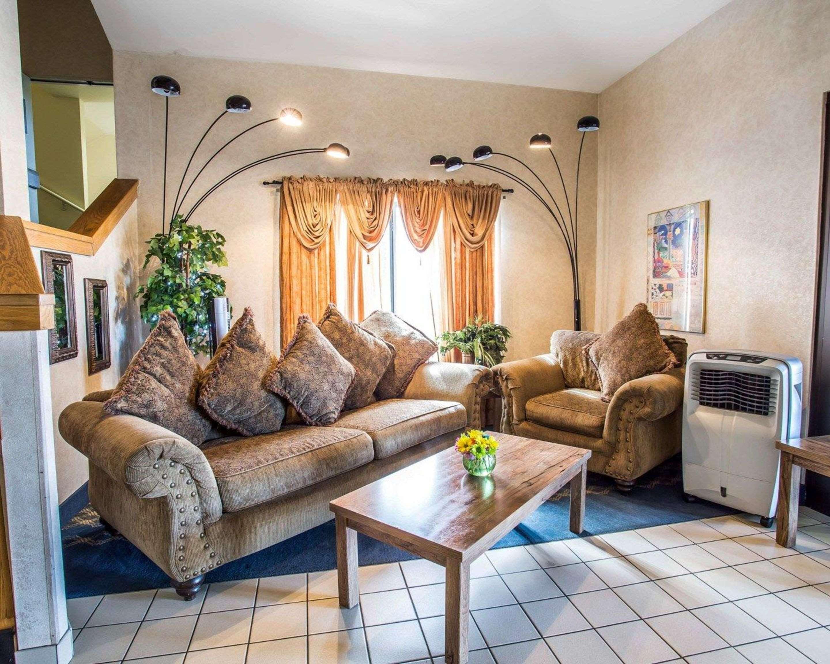 Econo Lodge Denver International Airport Аврора Экстерьер фото