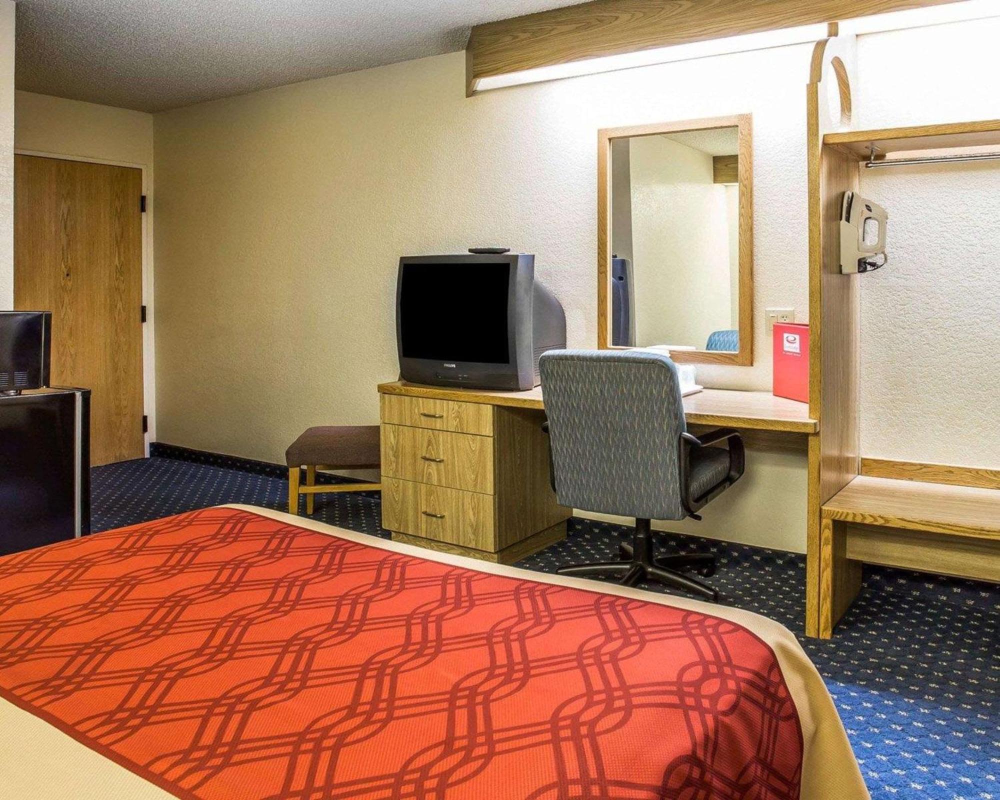 Econo Lodge Denver International Airport Аврора Экстерьер фото