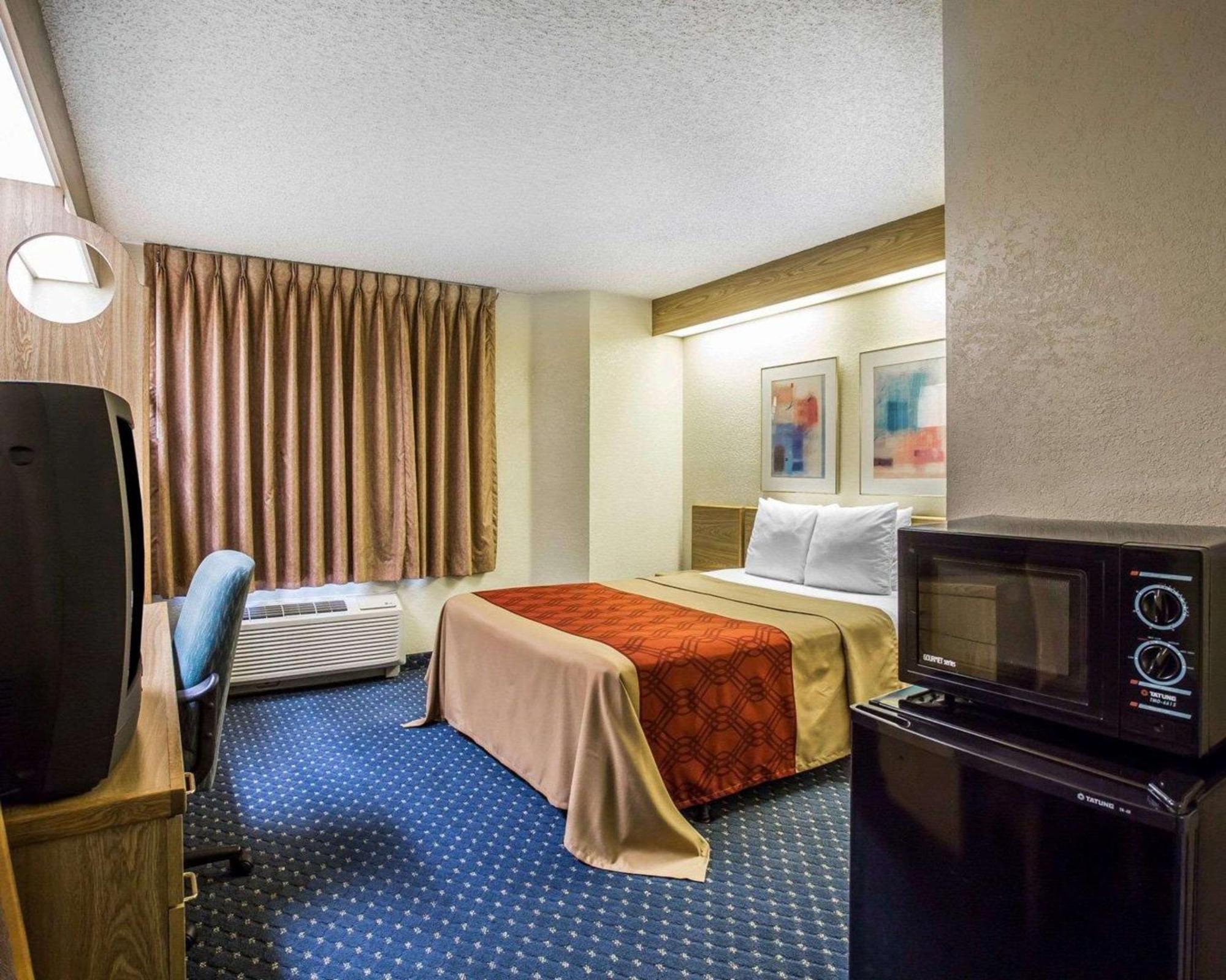 Econo Lodge Denver International Airport Аврора Экстерьер фото