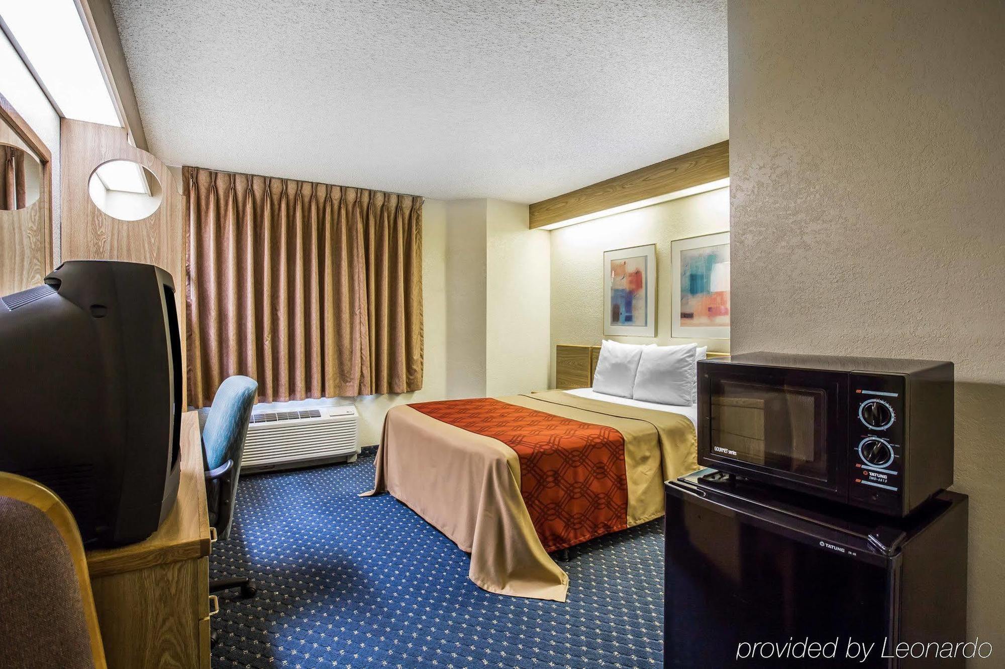 Econo Lodge Denver International Airport Аврора Экстерьер фото