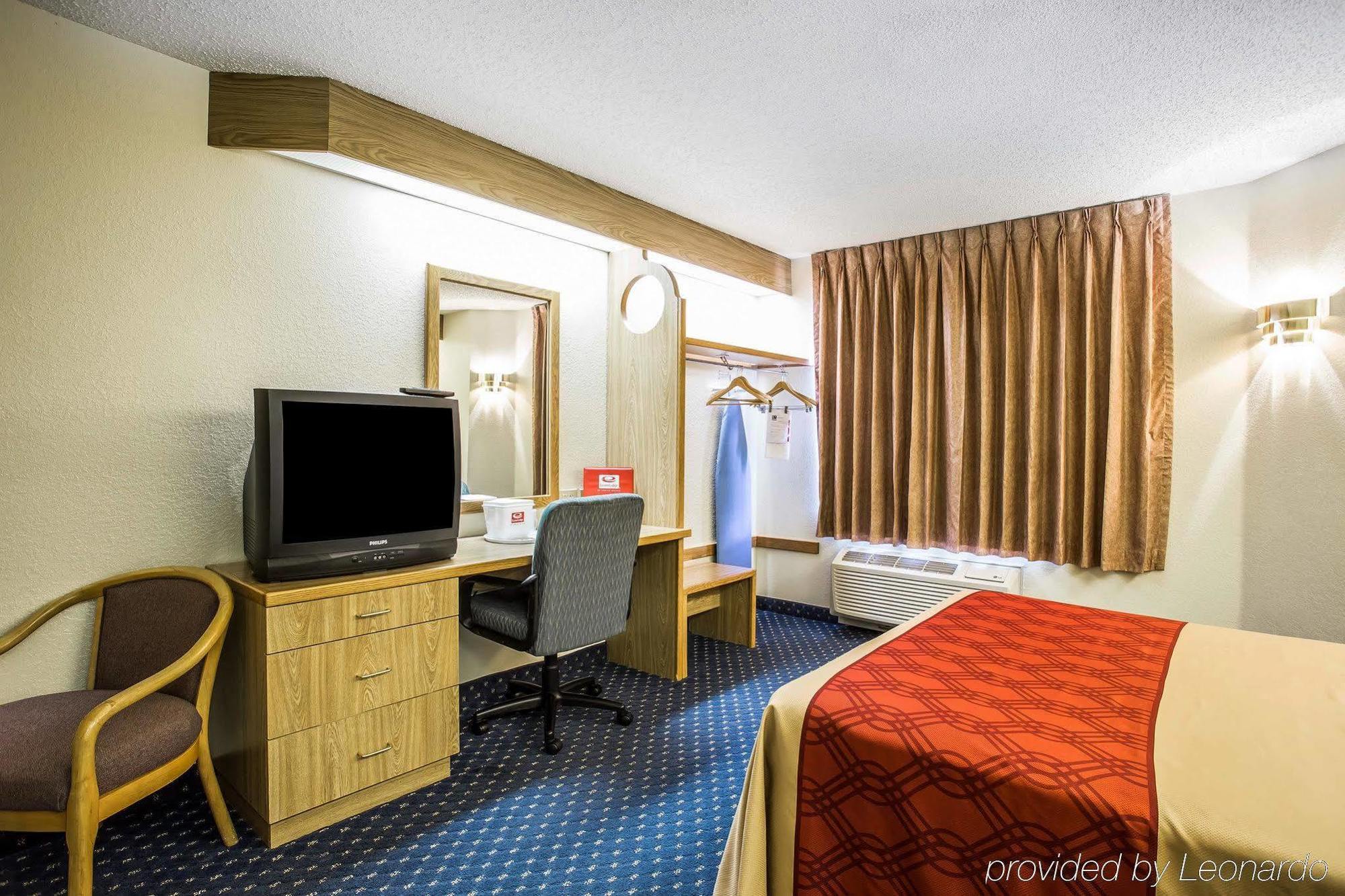 Econo Lodge Denver International Airport Аврора Экстерьер фото